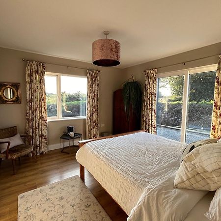 The Lodge, Monkstown Monkstown  外观 照片